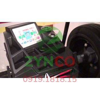 Máy Cân Bằng Lốp Corghi EM7240